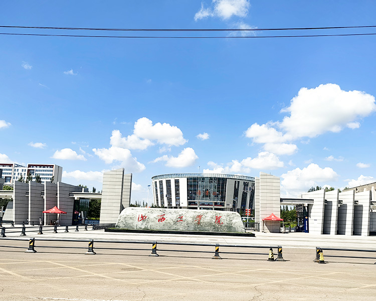 朔州工學(xué)院太陽(yáng)能+空氣能熱水工程案例